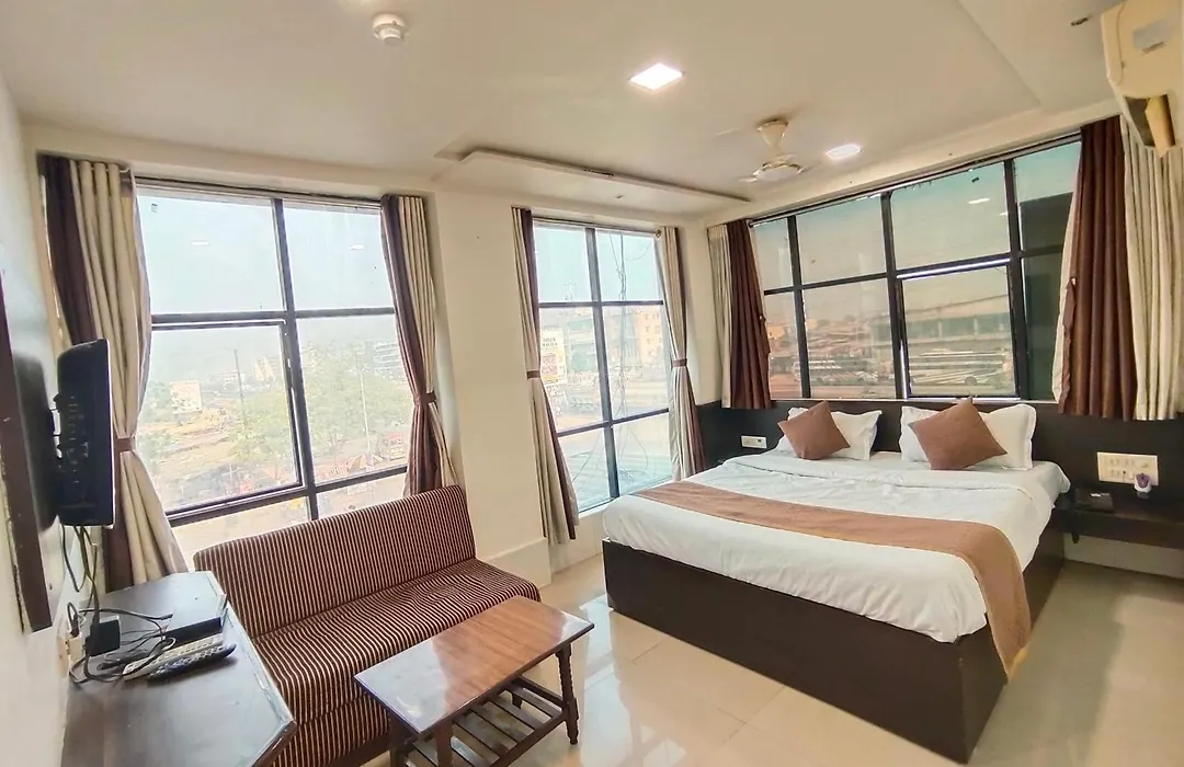 Hotel Palm Residency-1